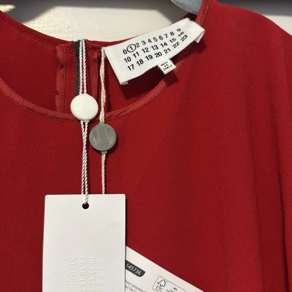 NWT Women’s Margiela top - Picture 2 of 4